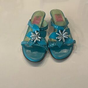 Lilly Pulitzer sandals 8 M
